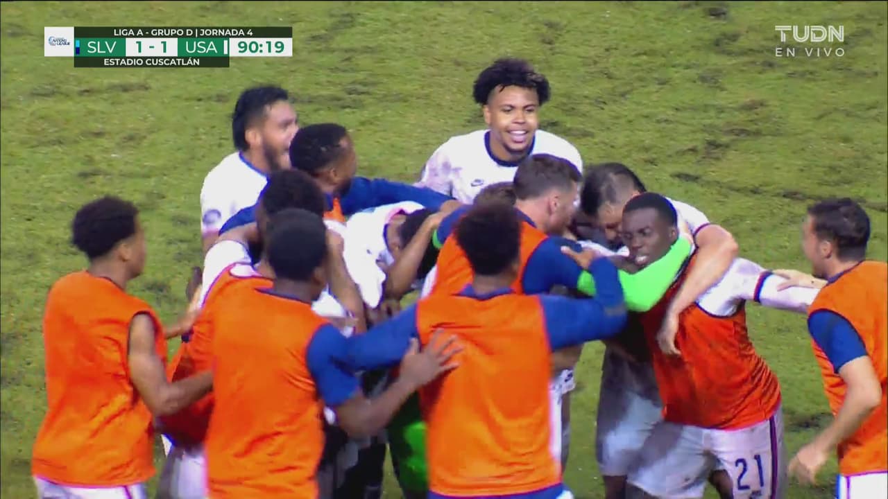 ¡Cayó el empate! Cabezazo de Morris para poner el 1-1 para Team USA