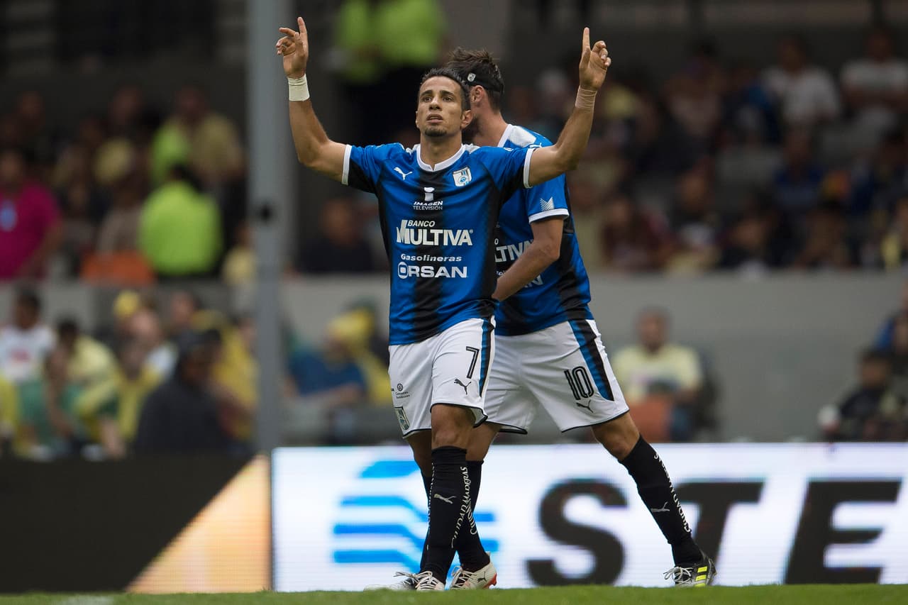 Con 9 puntos tenemos un cuádruple empate entre los delanteros y Camilo Sanvezzo es el primero de la lista.