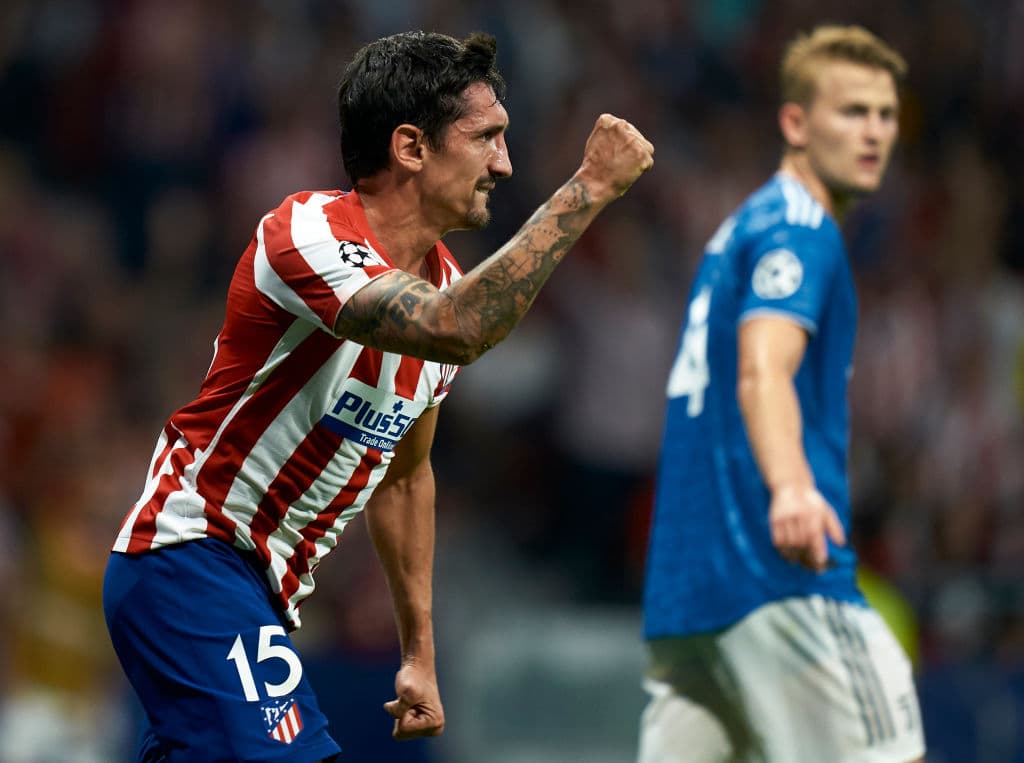 Con asistencia de José Giménez al montenegrino Stefan Savi´c al minuto 70 el Atlético lograba acortar la distancia en el marcador.