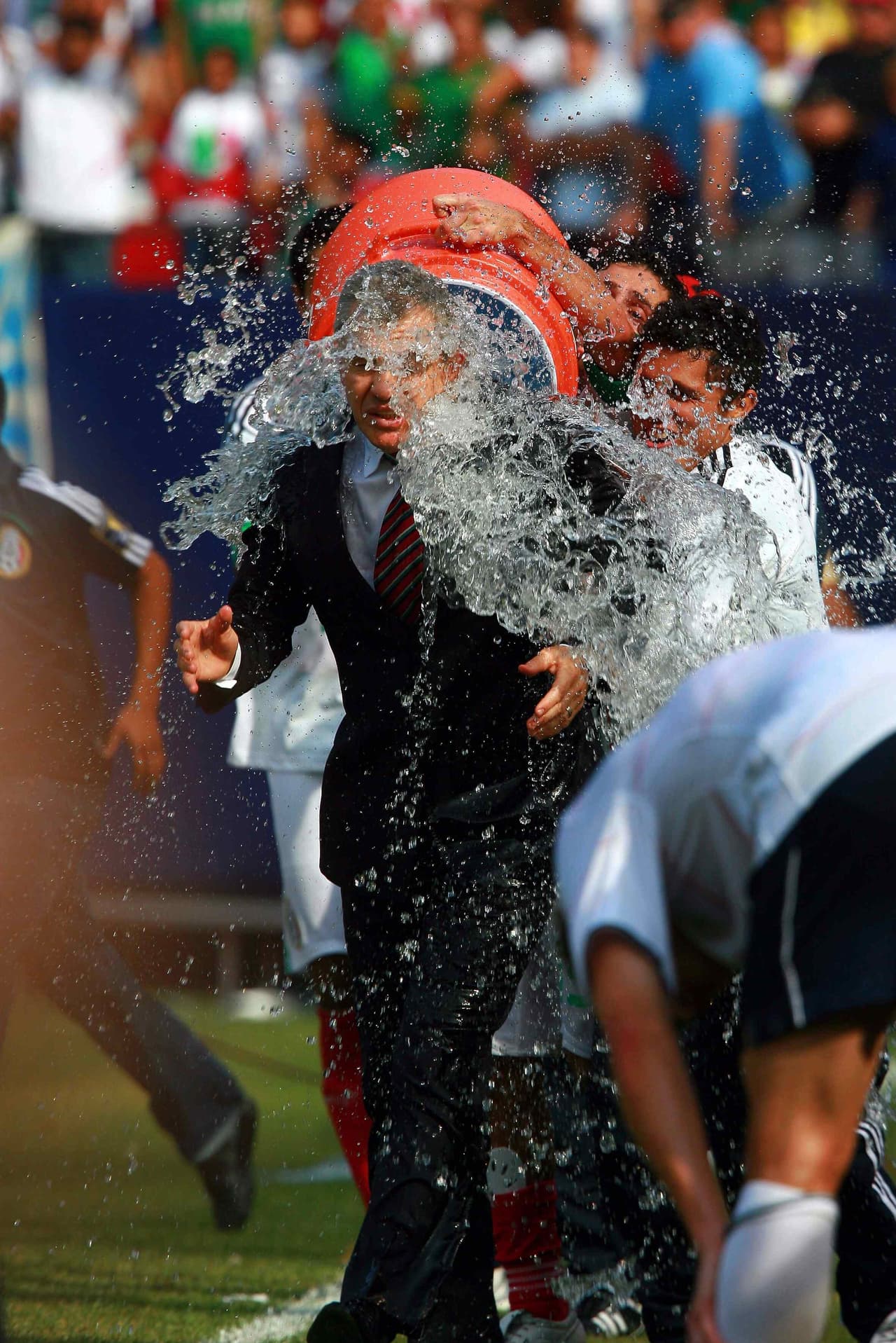 México se consagró campeón goleando a los Estados Unidos por 5-0 en la gran final, partido que también sirvió para que el 'Vasco' se sacara la espinita de las últimas dos eliminaciones a manos de ellos.