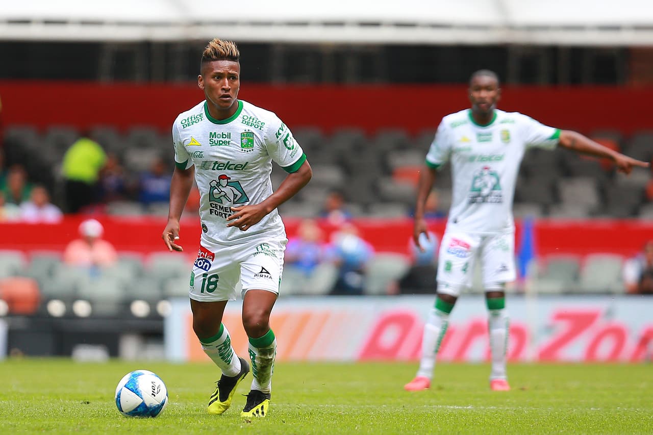 Pedro Aquino (Club León) - Perú jugará ante Holanda y Alemania.