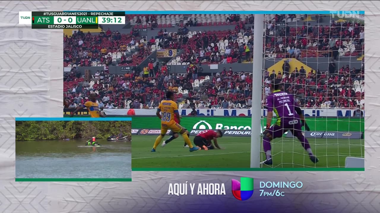 ¡TIRO ATAJADO! disparo por André-Pierre Gignac.