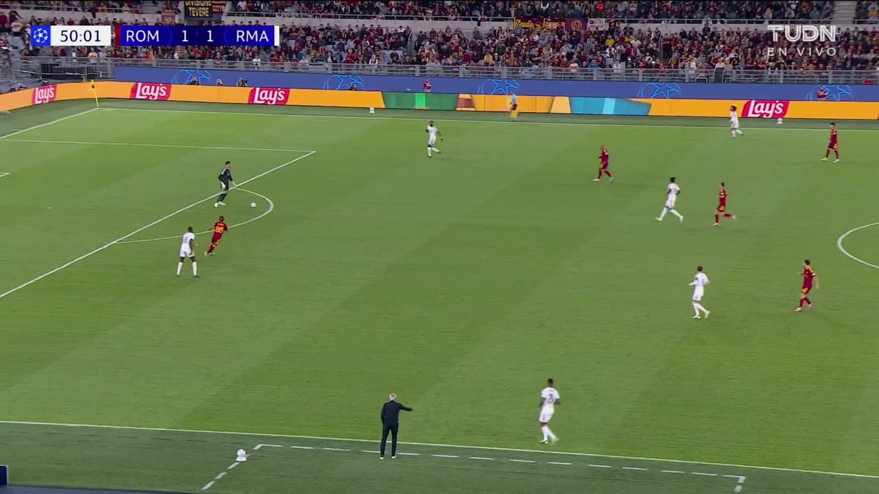 ¡GOL!  anota para AS Roma. Donyell Malen