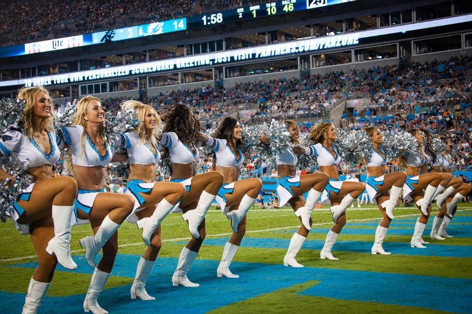 Las bellezas de los Carolina Panthers te estarán esperando en el Super Bowl 50. Checa lo mejor de ellas en la temporada.