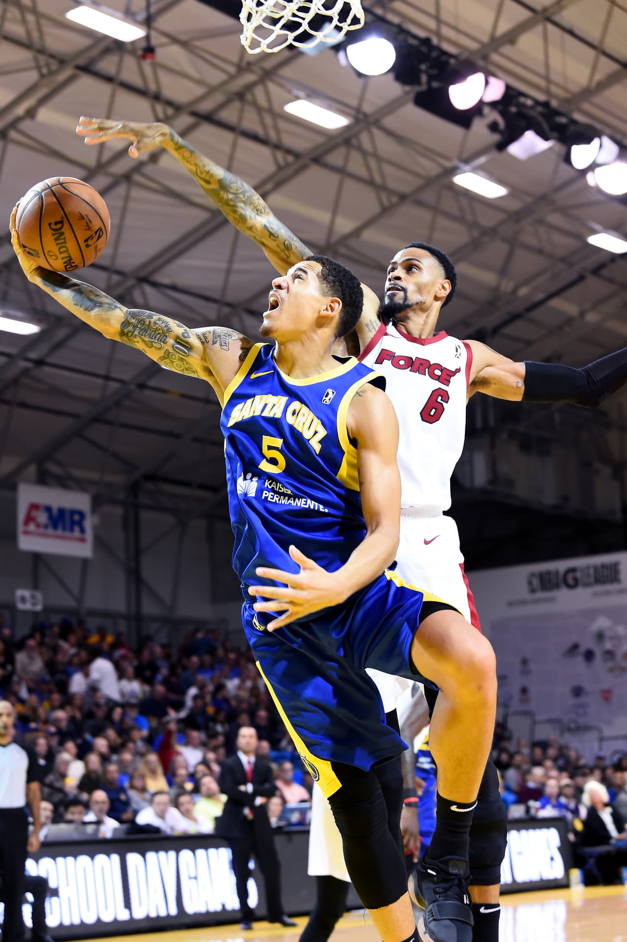 A pesar de ello en 2019 se coronó con Fuerza Regia y fue invitado a realizar tryouts con Santa Cruz.