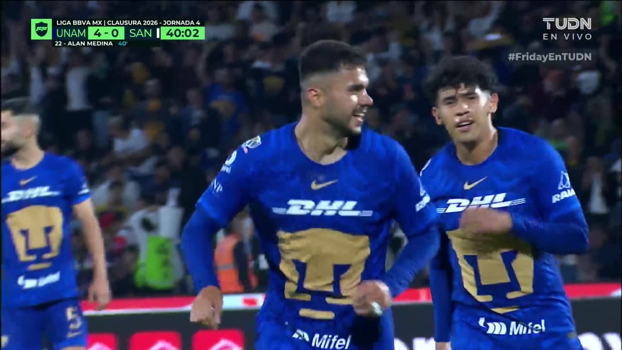 ¡Imperdible! Pumas está goleando a Santos con golazo de Alan Medina