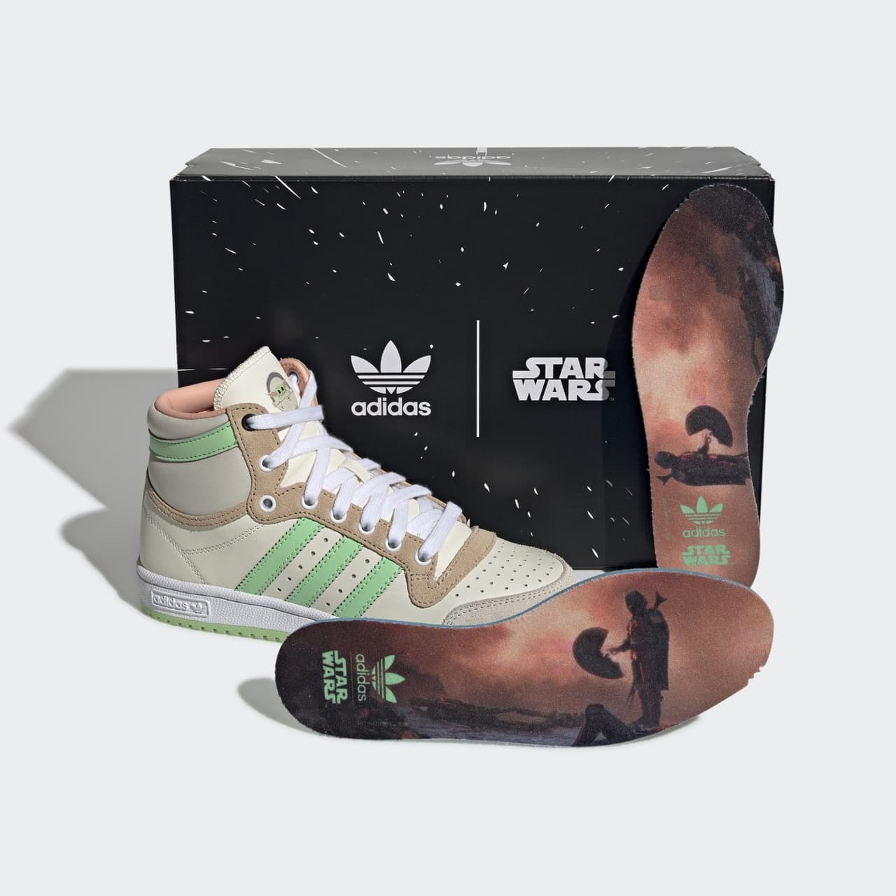 adidas Originals se ha asociado con socios creativos deStar Wars, para presentar una colección temática específicamente en torno a 'The Mandalorian'.