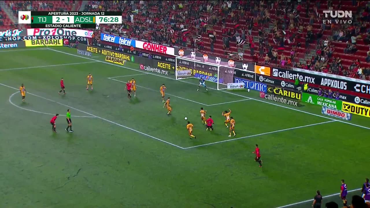 ¡TIRO ATAJADO! disparo por Dieter Villalpando.