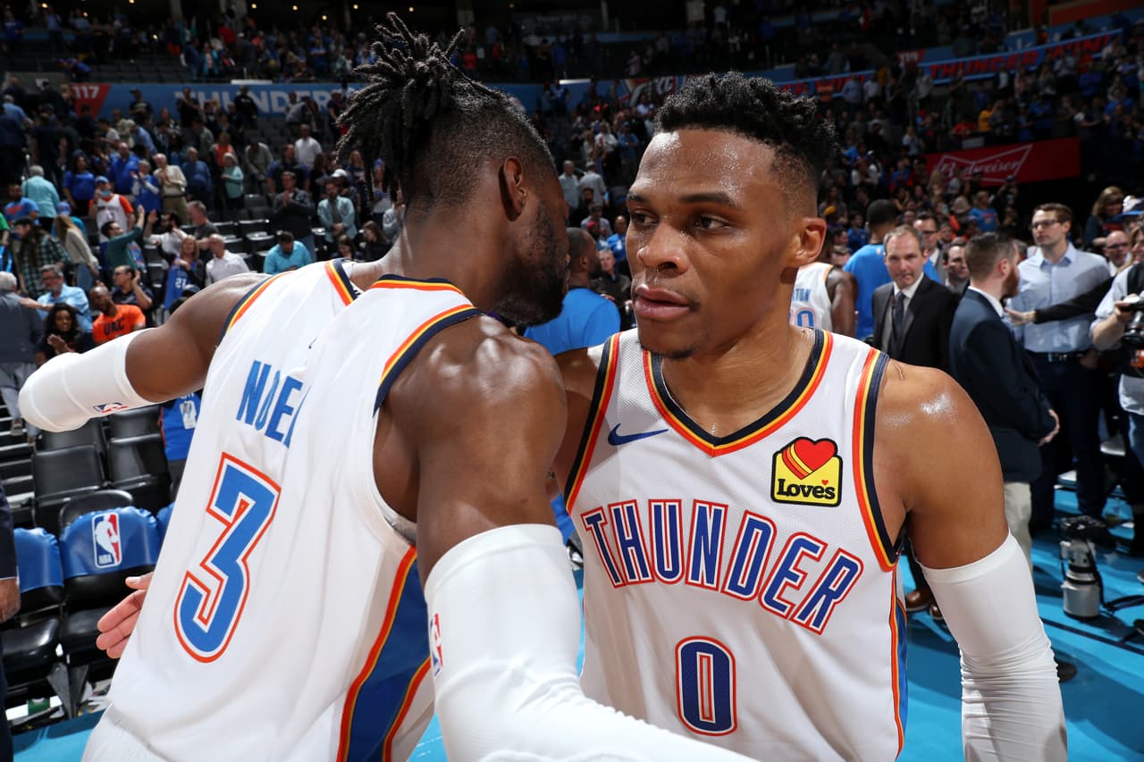 No hay duda de que la gran figura de la jornada fue Russell Westbrook, quien logró historia. Logró un triple-doble por encima de 20 en cada ítem con 21 asistencias, 20 rebotes y 20 puntos.