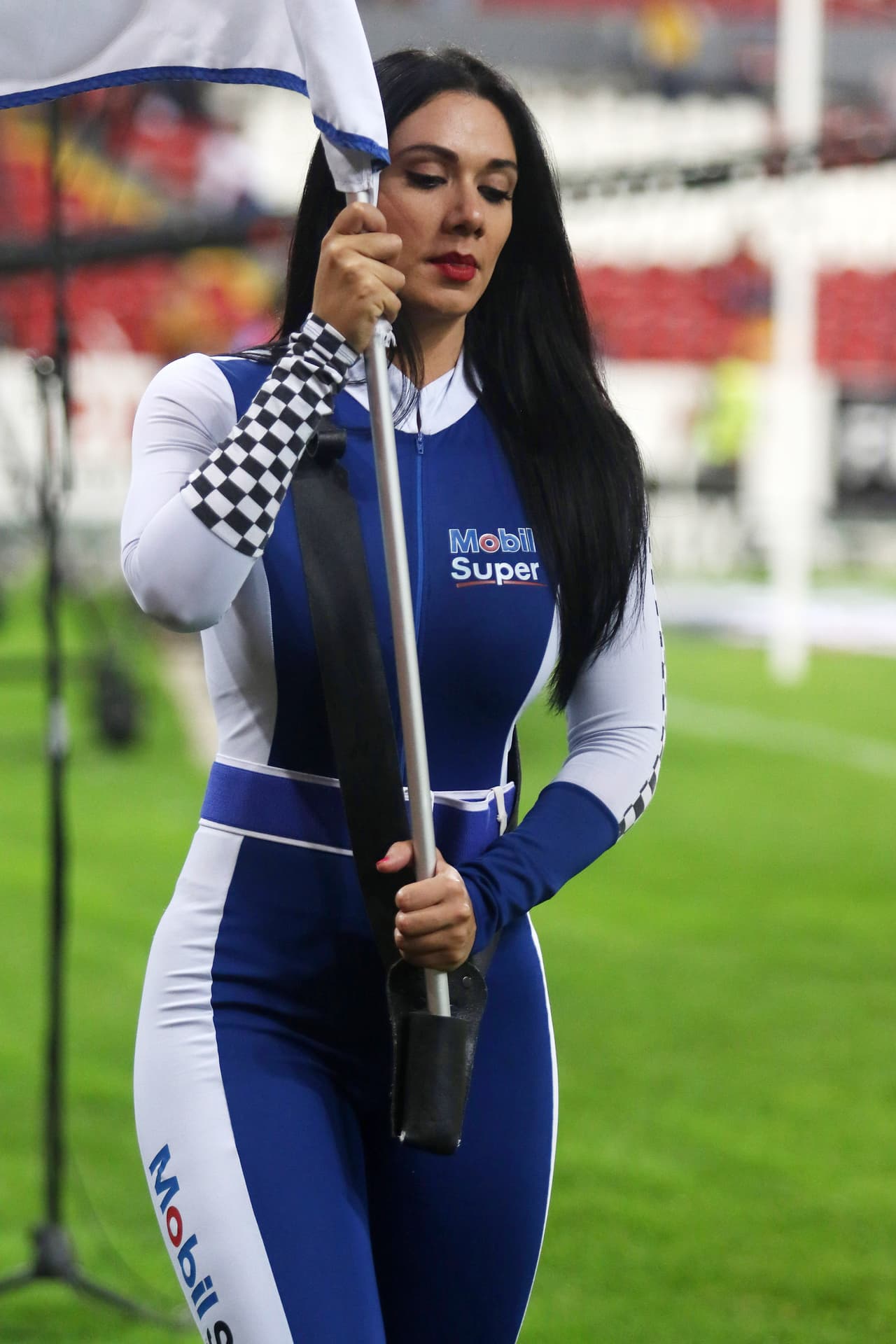 Las animadoras del fútbol mexicano, con su belleza y alegría, le dieron ese toque especial a los encuentros de la jornada del miércoles en la definición de los semifinalistas en la Copa MX.