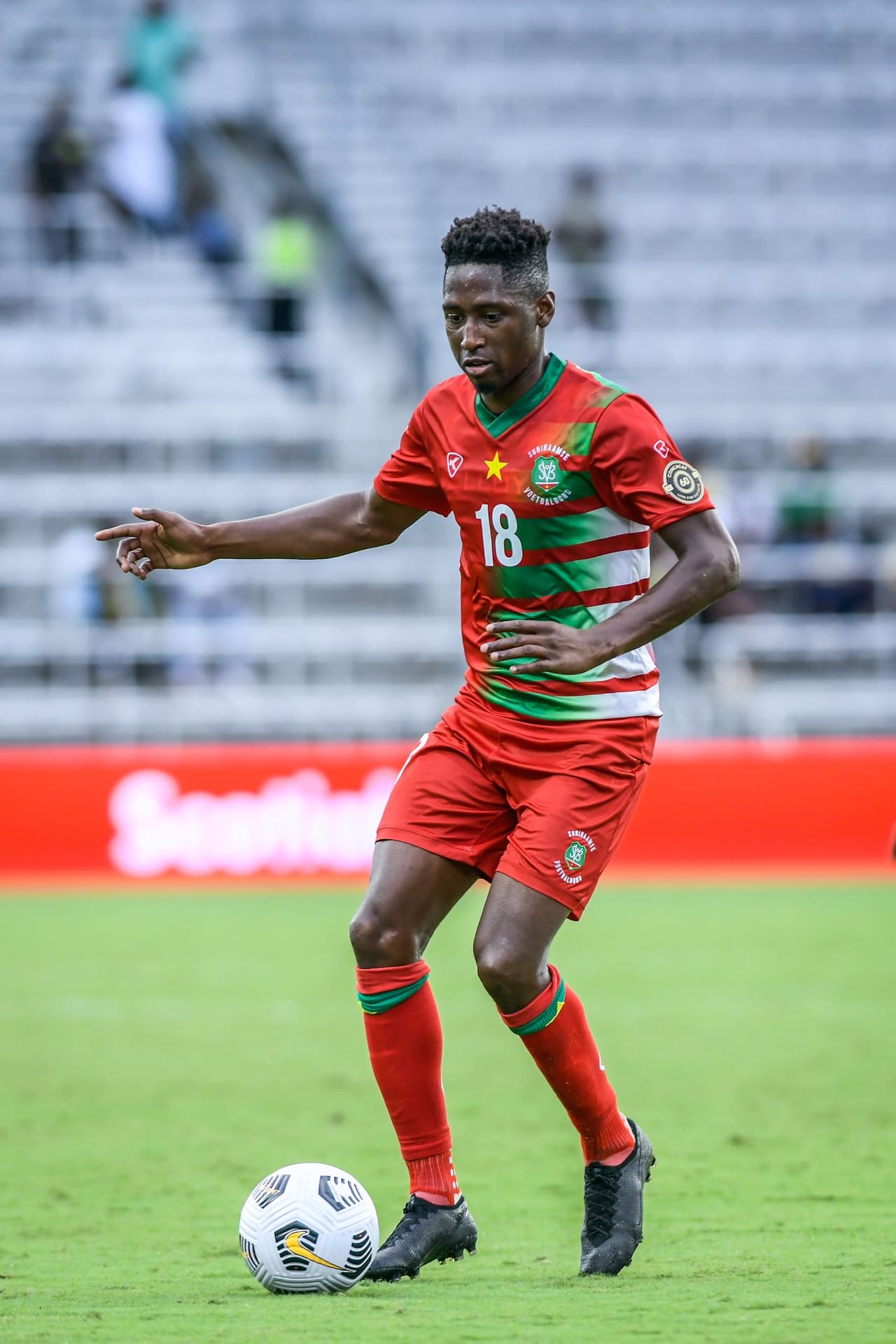 Los Regga Boyz no tuvieron problemas para vencer a su rival con goles de Shamar Nicholson y Bobby Reid.