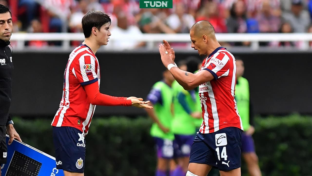 El consejo de Chicharito que marcó a ‘Hormiga’ en Chivas y en su carrera