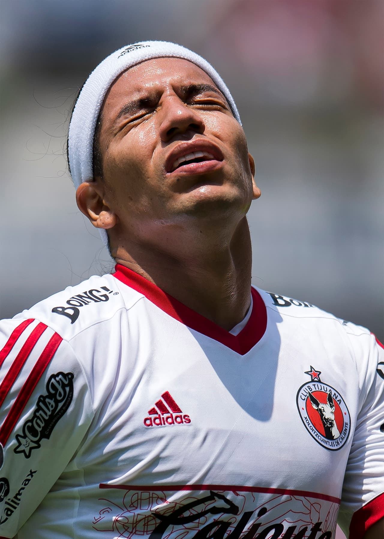 Los juéces de línea se dieron vuelo captando a Dayro Moreno en 24 ocasiones adelantado de su posición.