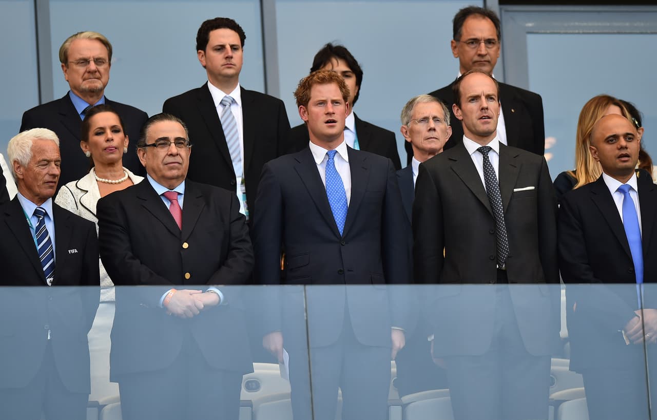 Con el fútbol ha tenido una buena relación también. Desde muy niño asistía a los Mundiales de la FIFA.