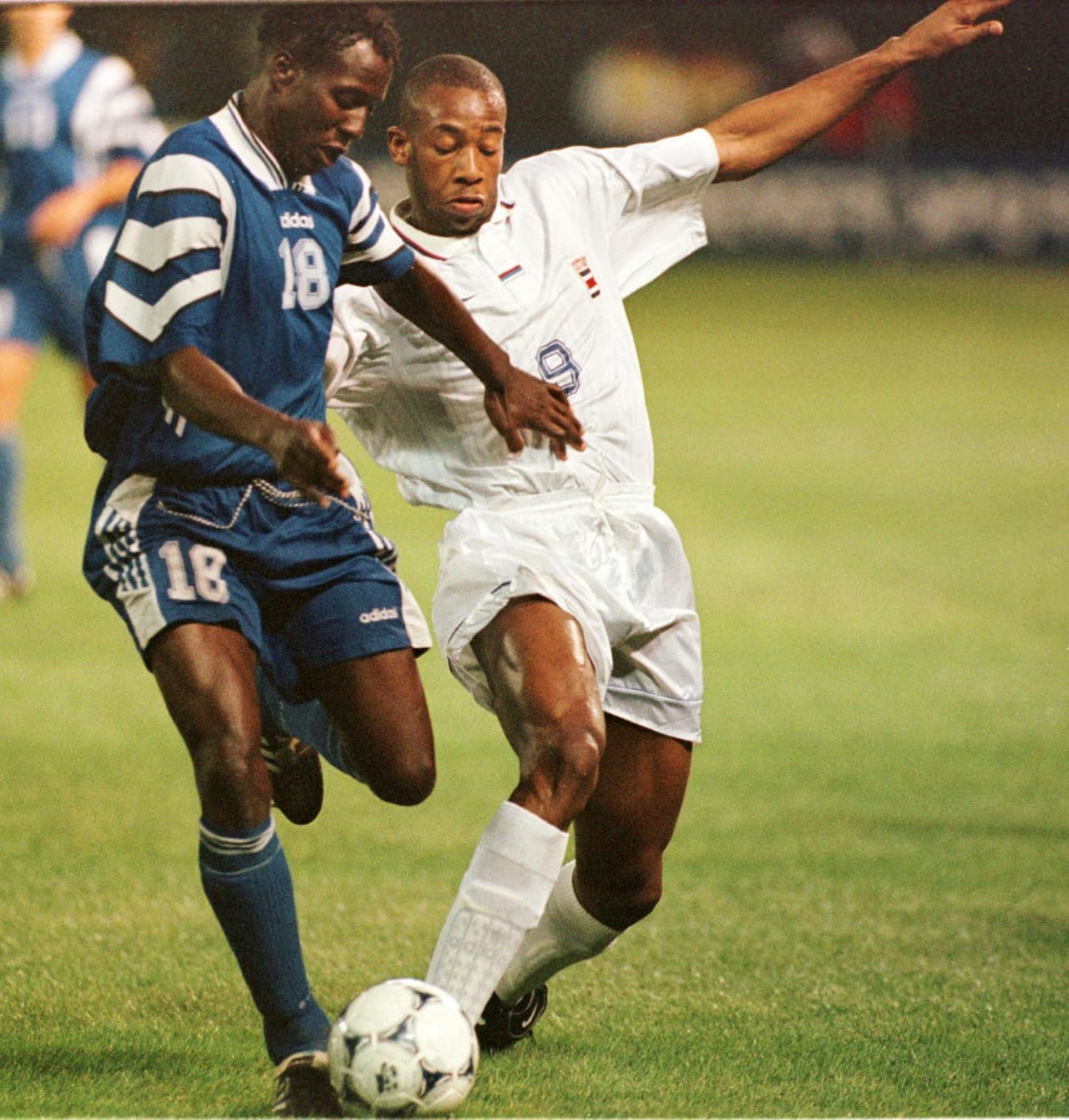 12.- Paulo César Wanchope (Costa Rica 7-2 Cuba) (4 de febrero de 1998).- El primer tico de esta lista es su actual director técnico, Wanchope era el responsable de los goles costarricenses y ese día en el Oakland Coliseum se despachó con un póker a los minutos 21, 32, 64 y 78. (Foto: Getty Images).