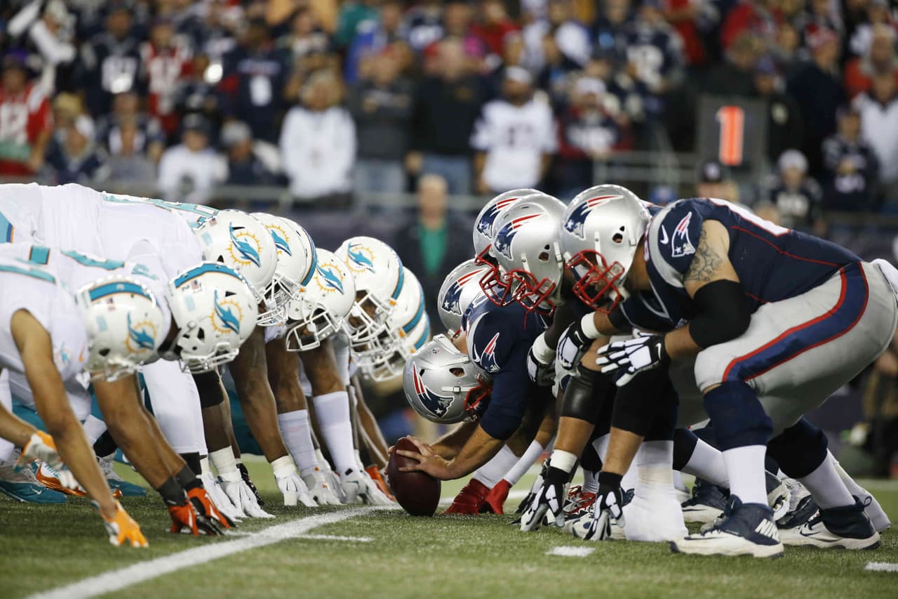 Los New England Patriots vencieron 36-7 a los Miami Dolphins para mantenerse invictos 7-0.