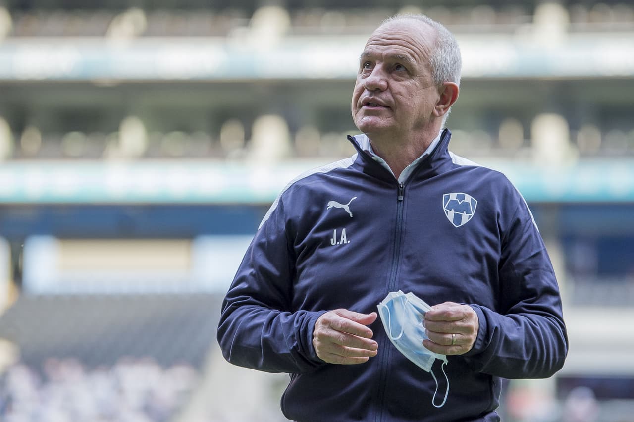 Javier Aguirre se sincera y no promete un Rayados espectacular