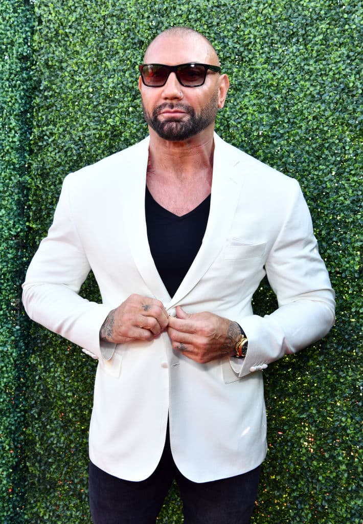 El marzo pasado, Netflix compró los derechos de ‘Knives Out 2’ y ‘Knives Out 3’ por 468 millones de dólares.
<br>