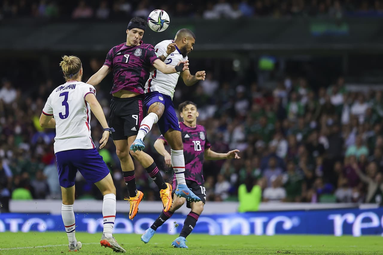 México y Estados Unidos dan un paso al frente para clasificarse al Mundial Qatar 2022 con un empate 0-0 en el Estadio Azteca en juego de eliminatorias mundialistas.