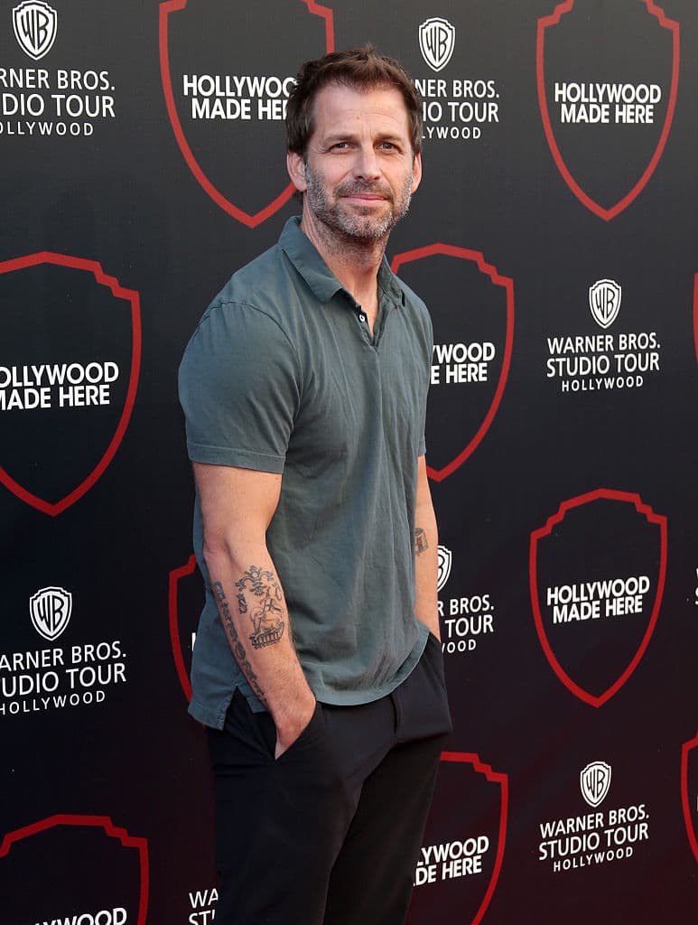 Otros rumores aseguran que solo hay una escena extra.
<br>