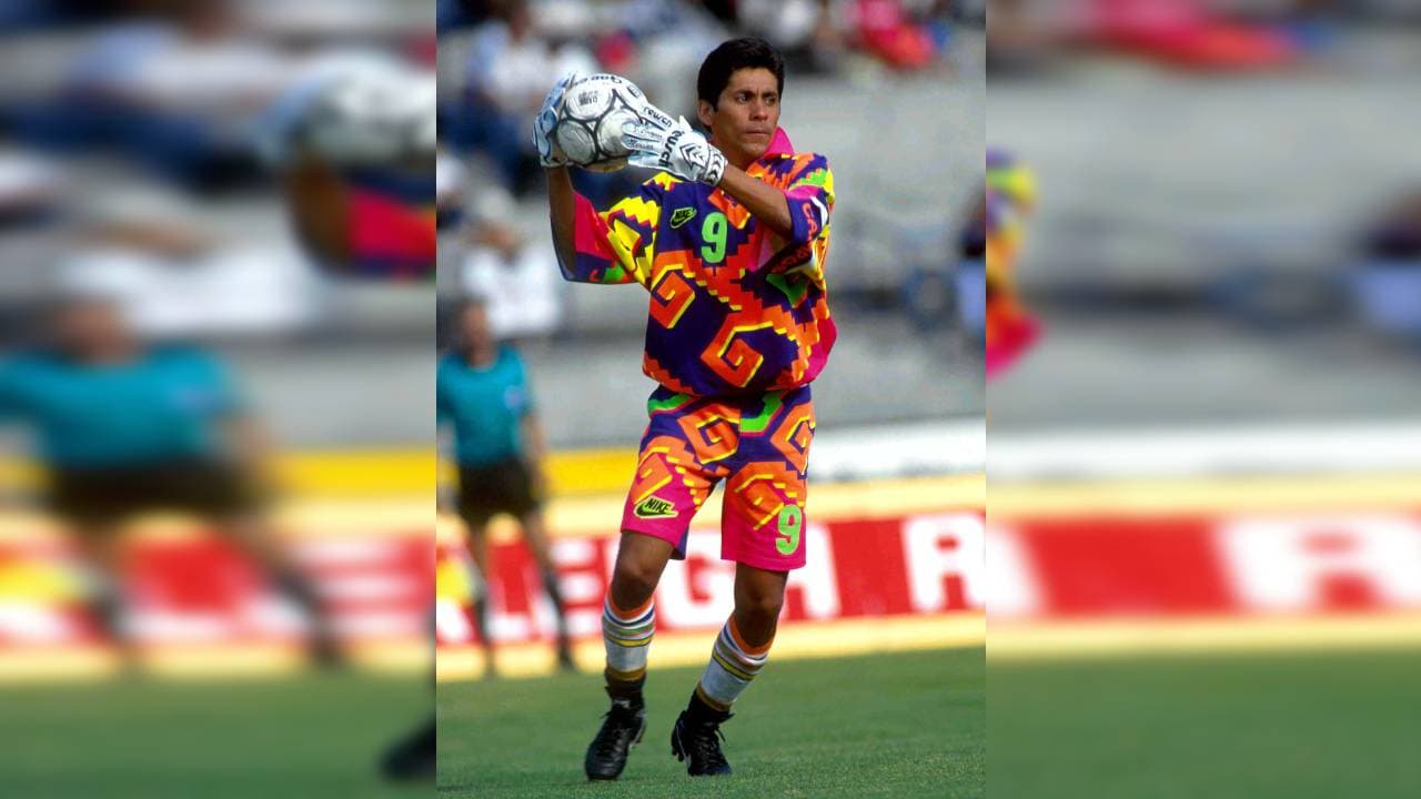 Incluso España se quejó en el Mundial del '94 argumentando que México tenía un portero que también jugaba como delantero, lo cual era tener ventaja pues consideraban a Campos como un jugador extra.