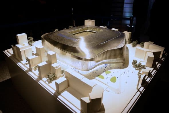 El Real Madrid ha presentado el proyecto de remodelación del Estadio Santiago Bernabéu, el cual aspiran que sea "El mejor estadio del mundo", en palabras de su presidente Florentino Pérez.