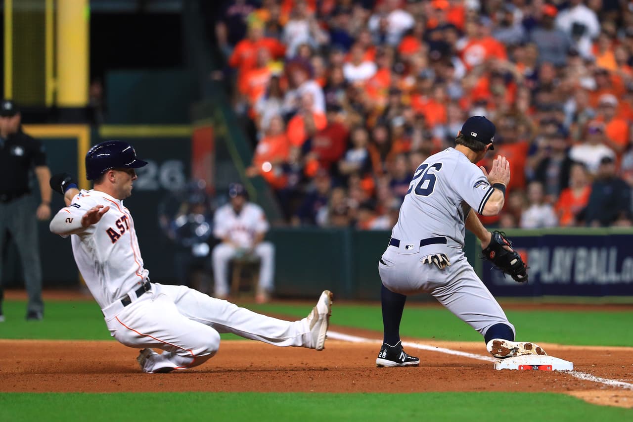 New York Yankees se adelanta con contundente victoria de 7-0 sobre los Houston Astros en la Serie de Campeonato de la Liga Americana.