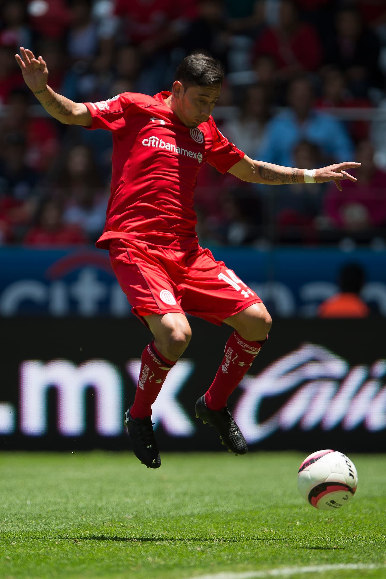 Rubens Sambueza - 12 puntos: El argentino naturalizado mexicano marcó un gol y fue determinante en la victoria de los Diablos Rojos.