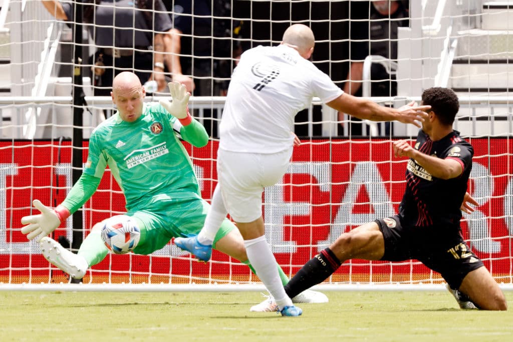 Atlanta empata con Inter Miami 1-1 durante la semana 4 de la MLS. El delantero venezolano, Josef Gonzalez, regresa tras su lesión anotando gol para su equipo, sin embargo, Lewis Morgan igualó el marcador al minuto 77, repartiéndose puntos en Florida.