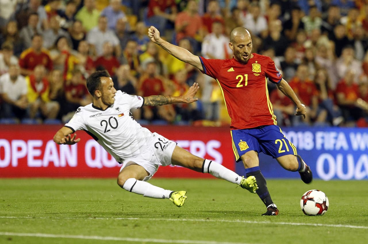 Otro que tampoco viajará a territorio israelí será David Silva, quien fue amonestado al minuto 65. De hecho, no acabó el juego, Marco Asensió entró por él al 74'.
