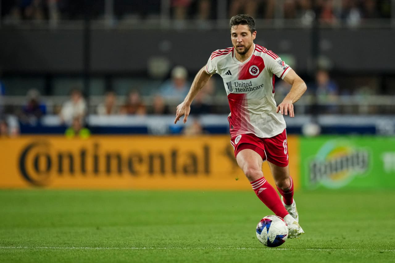 Defensor: MATT POLSTER (New England Revolution)