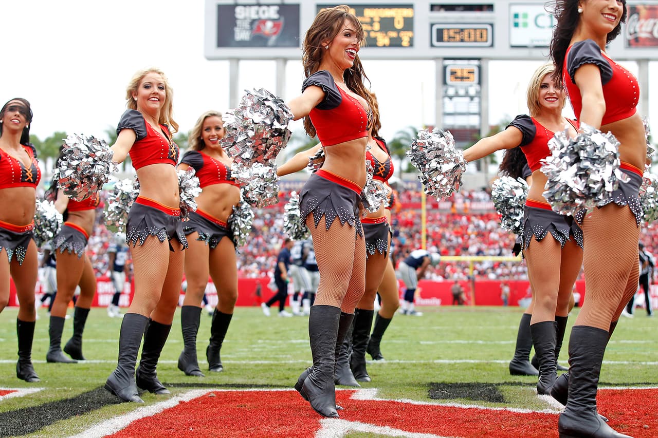 Si de falditas se trata, las de las porristas de la NFL son ¡las más candentes!