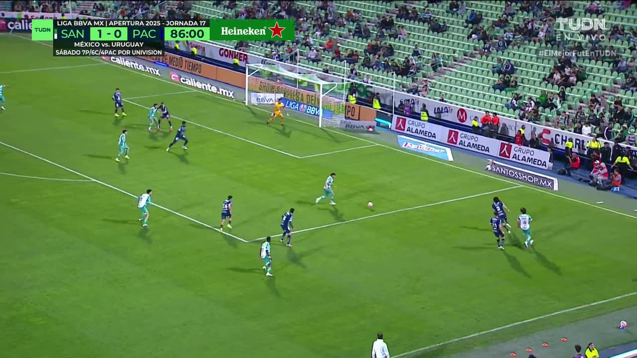 ¡TIRO ATAJADO! disparo por Cristian Dájome.