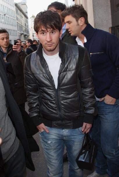 Vaya sorpresa que dio el astro argentino Lionel Messi al aparecerse por la ciudad de Milan.