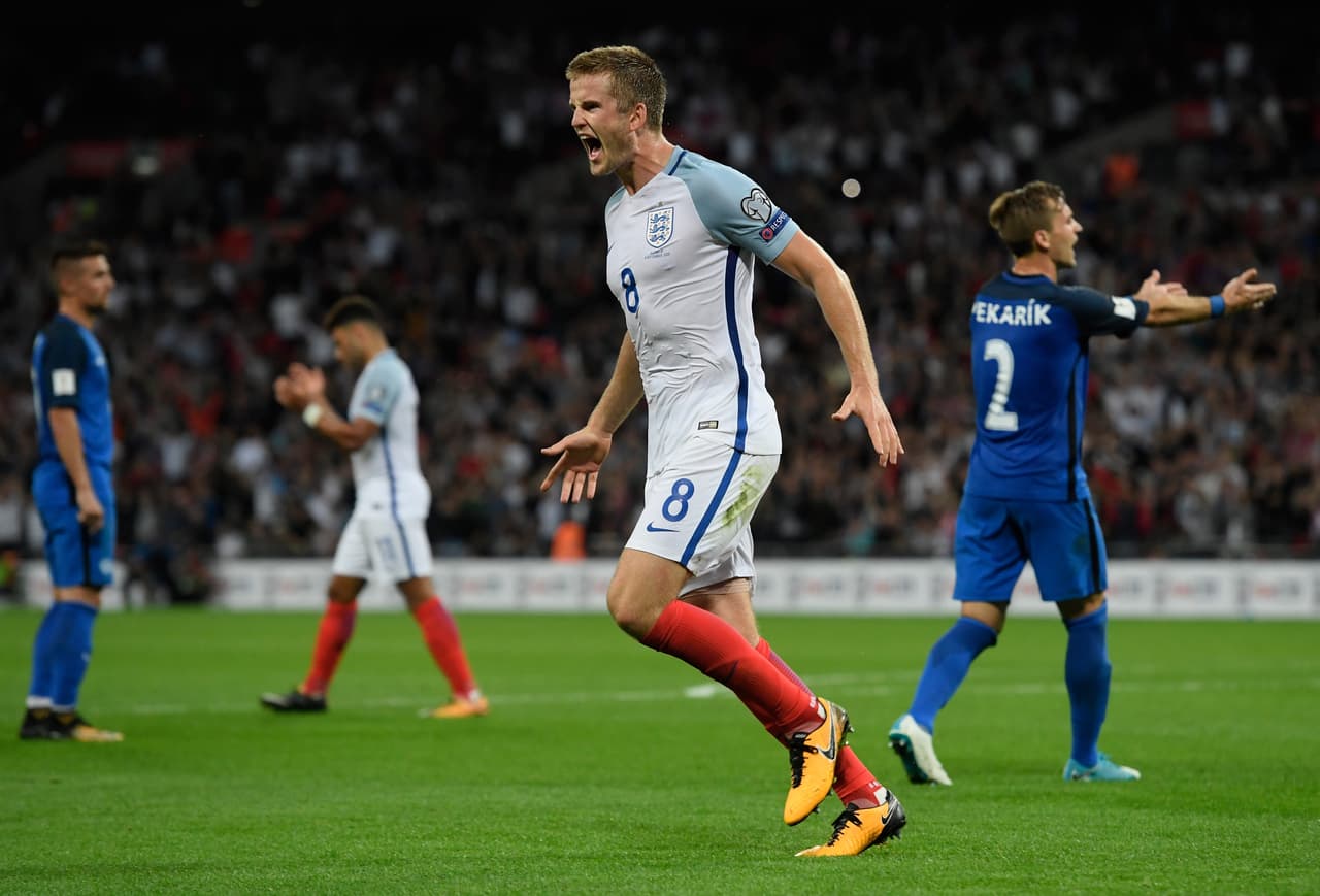 La pelota se coló por el ángulo superior del portero eslovaco y la parcialidad inglesa estalló en júbilo.