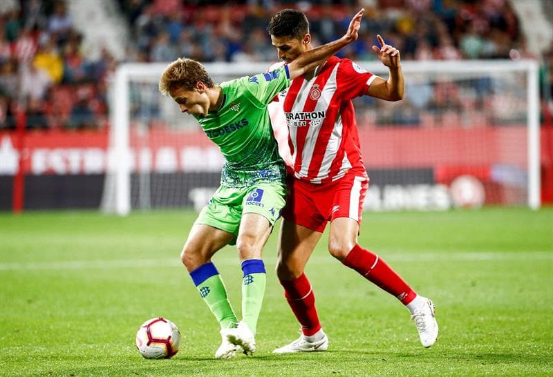 Betis contuvo la arremetida de Girona, que al final se vio perdedor frente a su gente y dejó pasar la oportunidad de acercarse a los lugares de punta en la Liga.