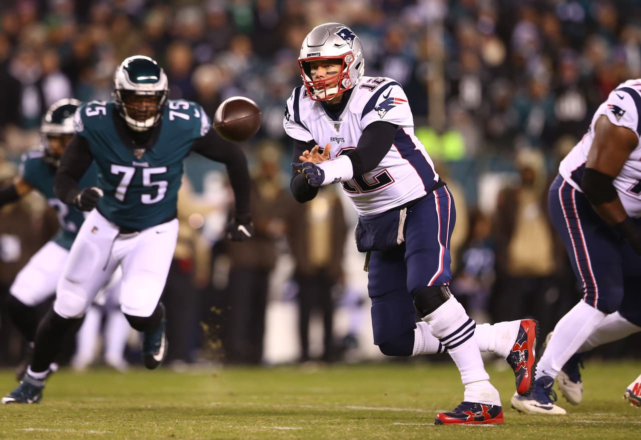 Philadelphia no aprovechó la condición de local y perdiò ante unos inspirados Patriots.