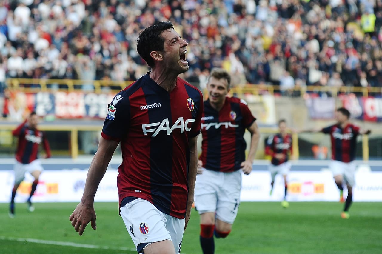 Blerim Dzemaili (Bologna) - El mediocampista suizo estaría dejándose seducir por la MLS, se dice que Montreal Impact lo quiere para el próximo mercado.