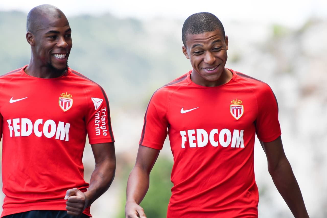 El diario 'L'Équipe' publicó que el joven francés optó por jugar en el París Saint-Germain, quien le ofreció 18 millones de euros netos anuales durante 5 temporadas.