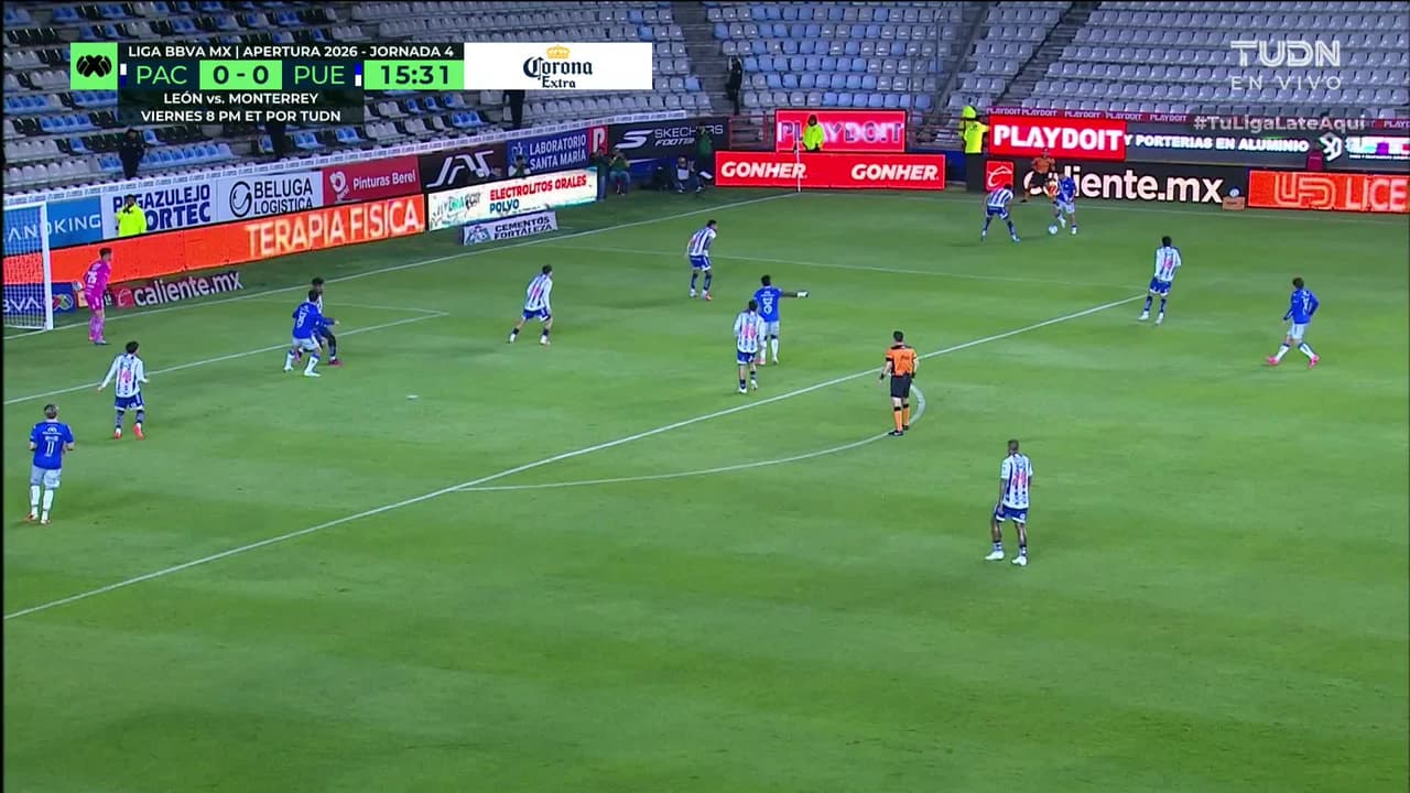 ¡GOL!  anota para Puebla. Emiliano Gómez