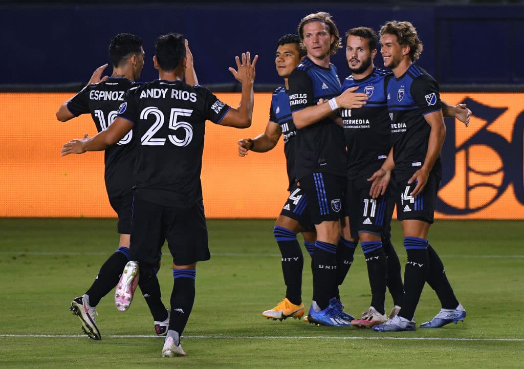 Qazaishvili (11’) abrió el marcador para los de Almeyda y Daniel Steres (33’) emparejó los cartones. Cade Cowell (59’) regresaba la ventaja para San José Earthquakes, pero Cristian Pavón (72’) acertó un penal para empatar nuevamente el partido. Finalmente, Lletget (82’) liquidó el duelo en la recta final. Jonathan dos Santos tuvo minutos de juego.