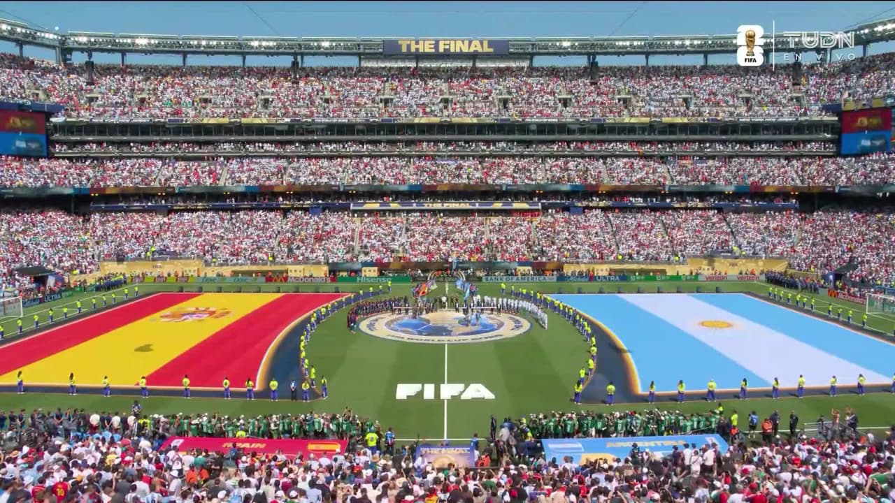 ¡Así suenan los himnos de España y Argentina en la Final del Mundial!