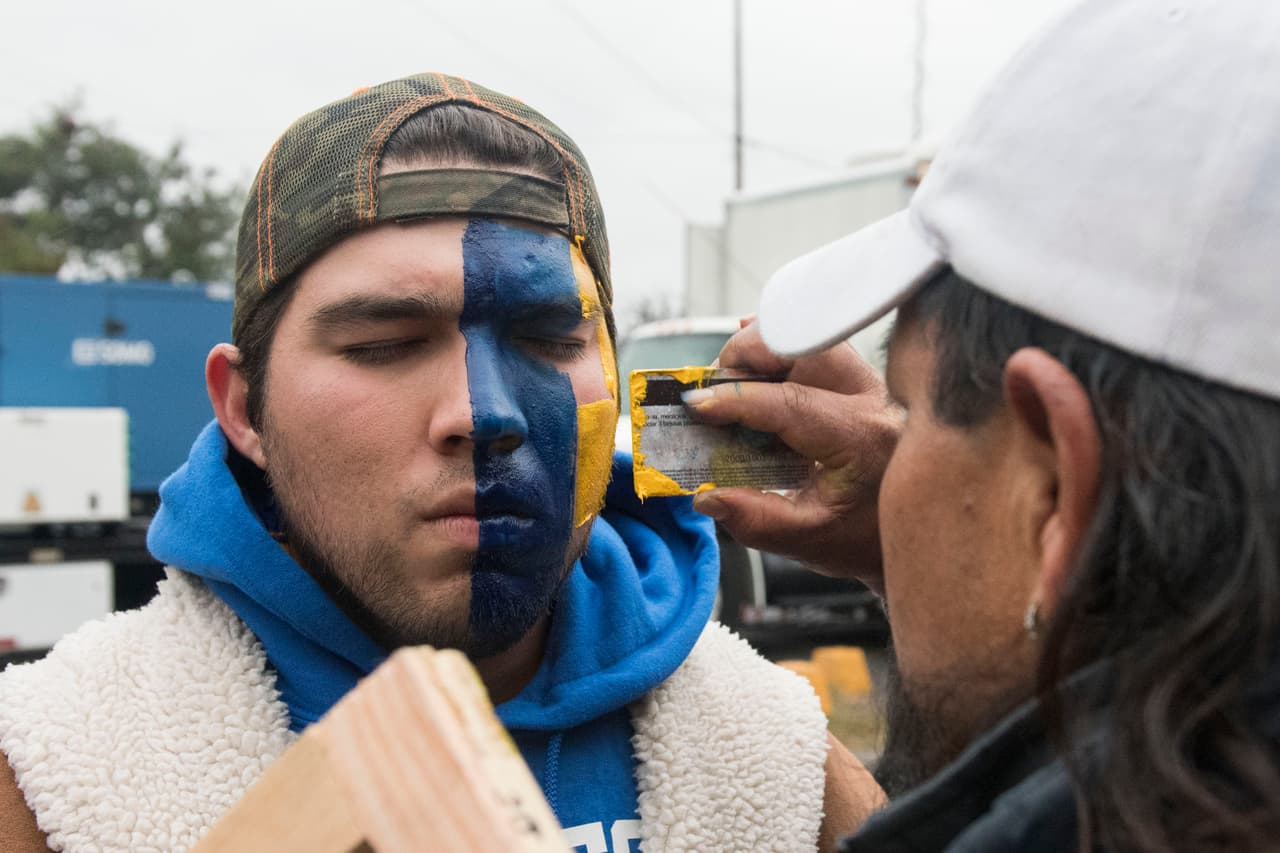 El color en la casa de los felinos norteños nos deja ver la pasión por el Clásico Regio en la final del Apertura 2017.
