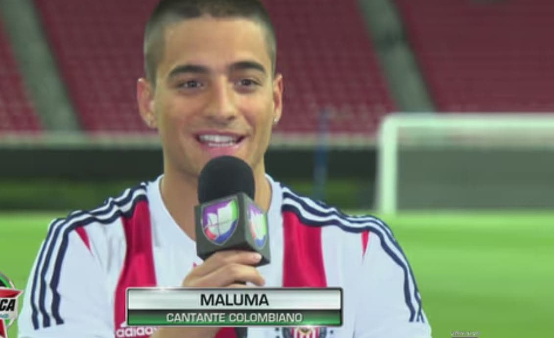 Posiblemente no es de cuna, pero el cantante colombiano Maluma ha adquirido una gran afición a los rojiblancos.
