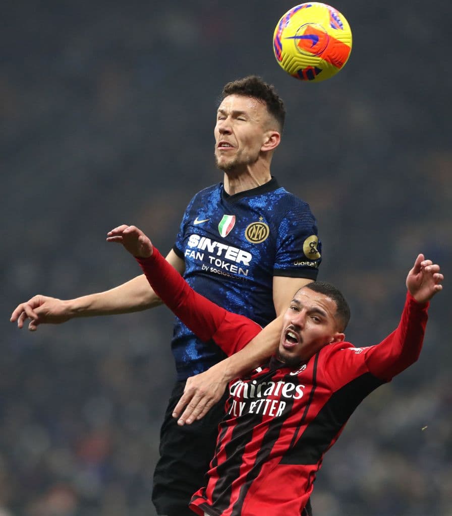 Con un doblete de Olivier Giroud (75' y 78'), el Milan le da la vuelta al partido (1-2) en tres minutos y aseguran tres valiosísimas unidades