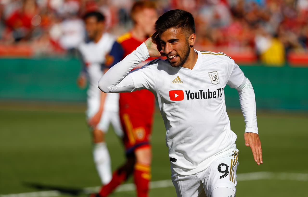 Con dos goles y tres asistencias, el joven uruguayo Diego Rossi fue el gran protagonista de la resonante victoria de LAFC ante RSL. (USA Today Images)