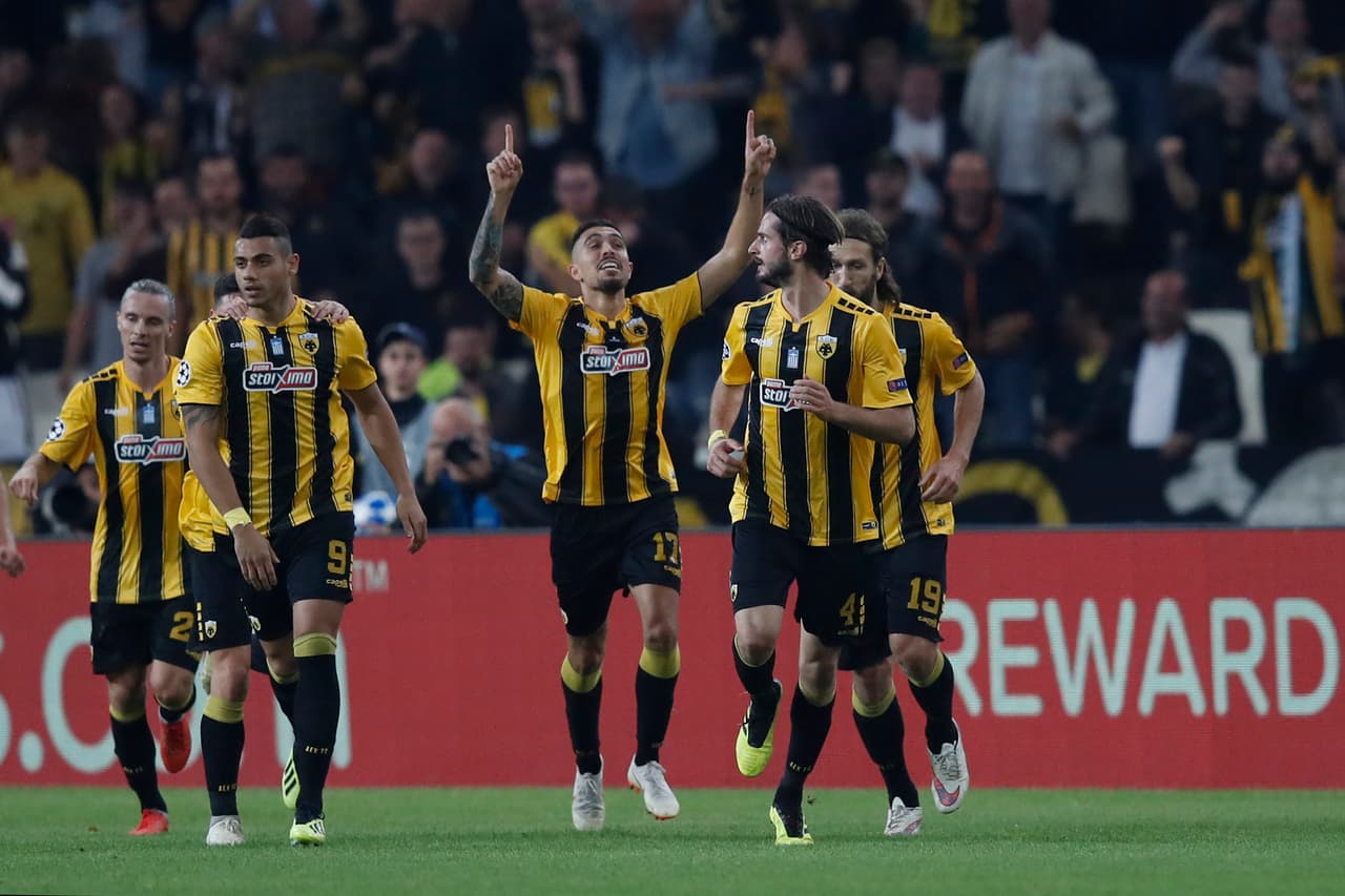 Llegó a seis goles en esta temporada, siendo el máximo goleador del equipo de Atenas en lo que va de este curso.