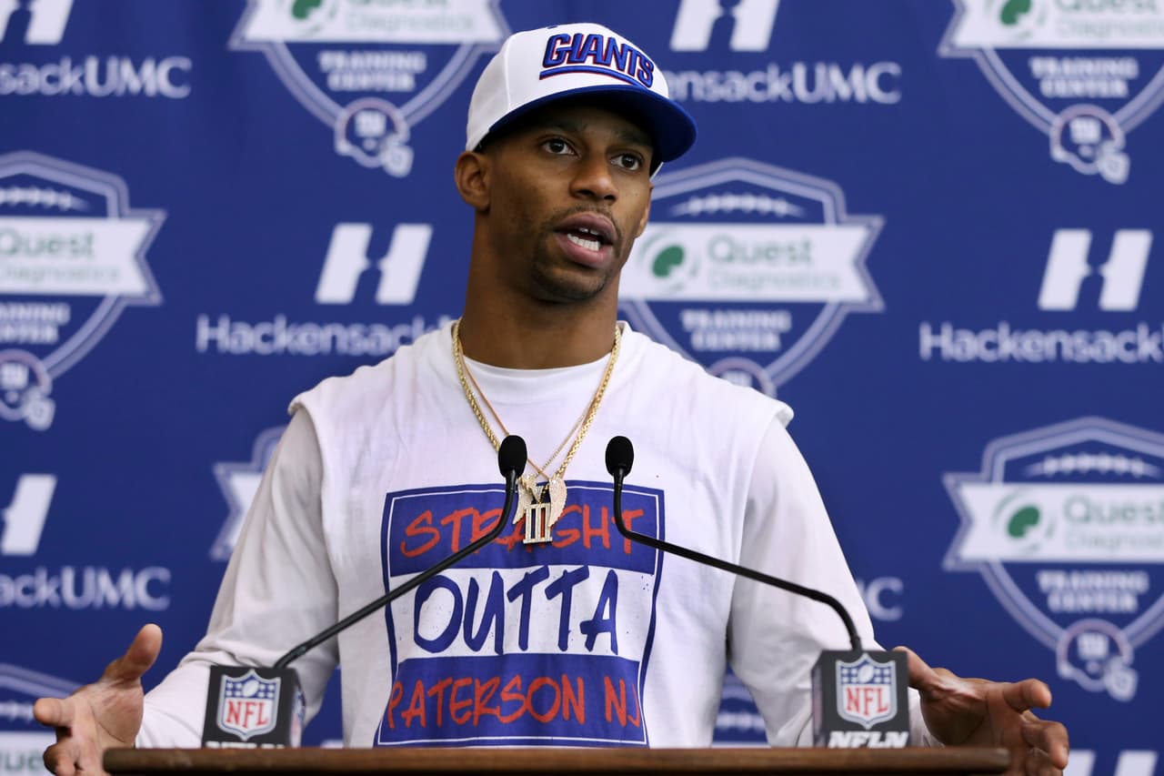 New York Giants wide receiver New York Giants wide receiver Victor Cruz answers a question following NFL football practice, Wednesday, Jan. 4, 2017, in East Rutherford, N.J. (AP Photo/Mel Evans)