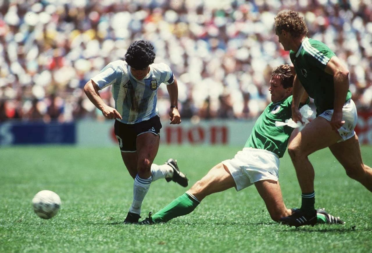 Argentina venció en la final de México en 1986 a Alemania, que vio por segunda vez en una final frustrada su esperanza de alcanzar el tricampeonato mundial.