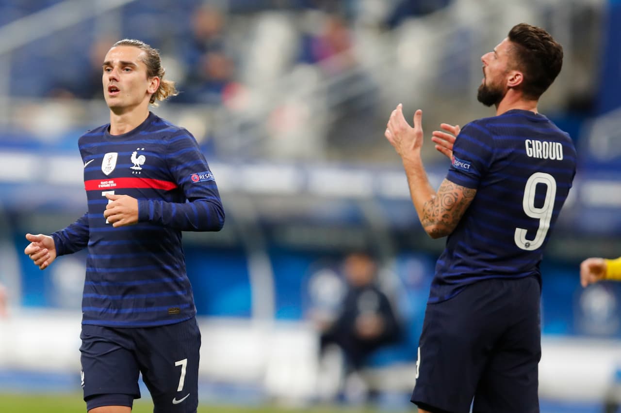 Giroud (16’, 59’), Pavard (36’) y Coman (90’+4’) marcaron por Francia; Claesson (4’) y Quaison (88’) hicieron los del descuento.